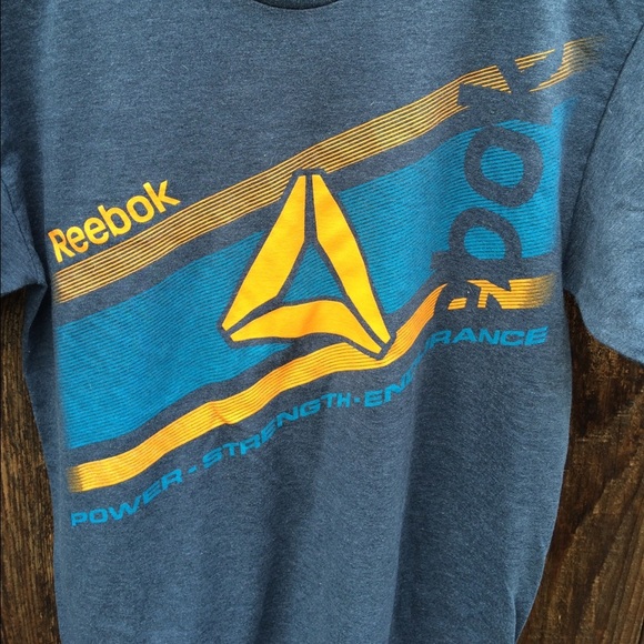 COPY - Men's size small Reebok tee - Picture 2 of 4